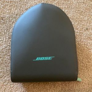 Wired Bose headphones
